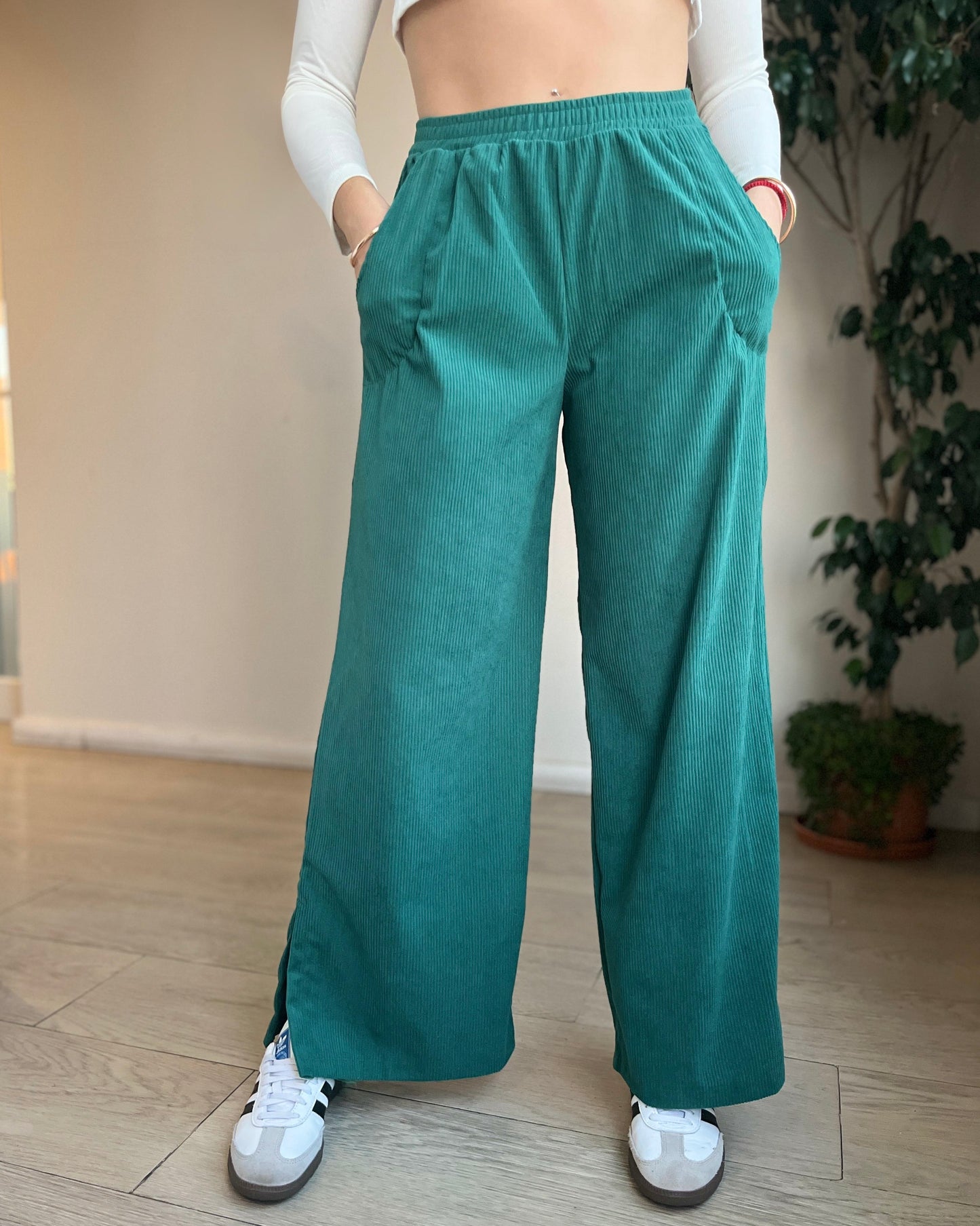 Pantalón pana verde