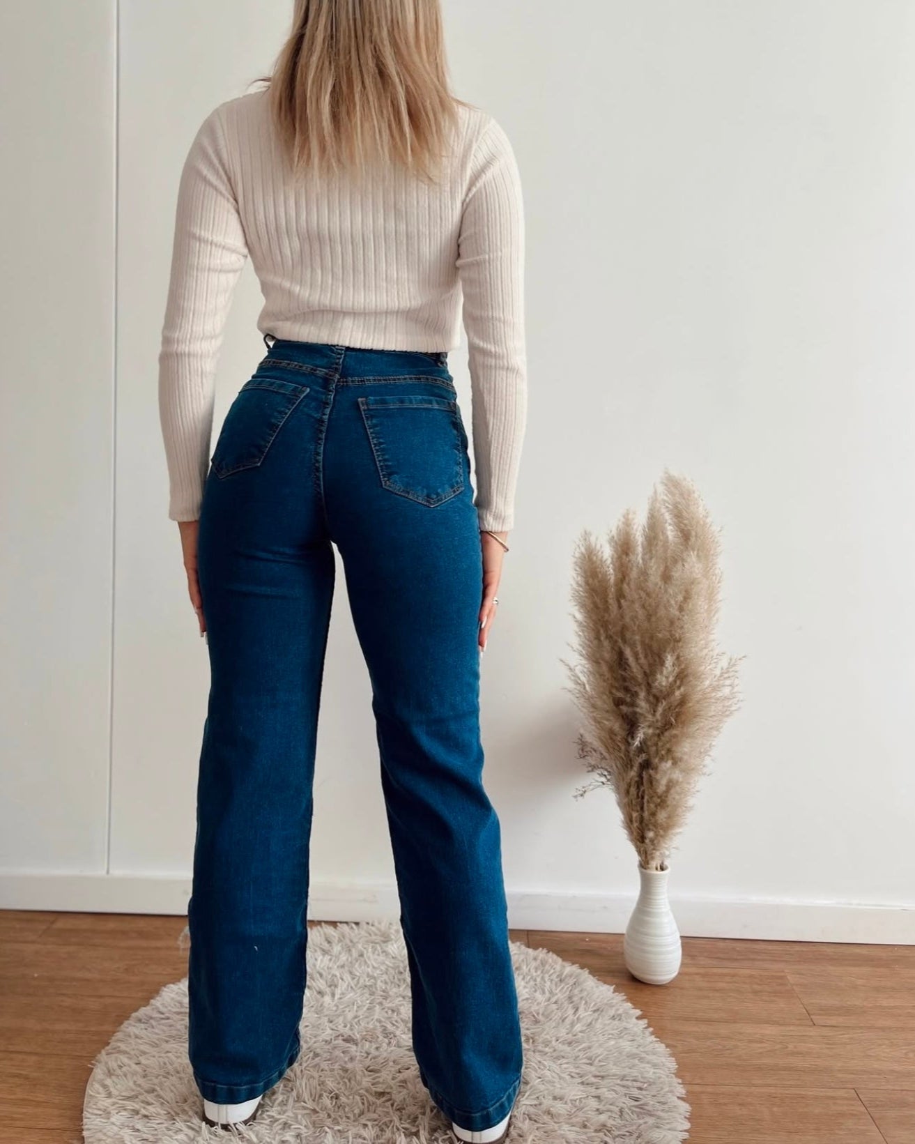 Jean con costuras