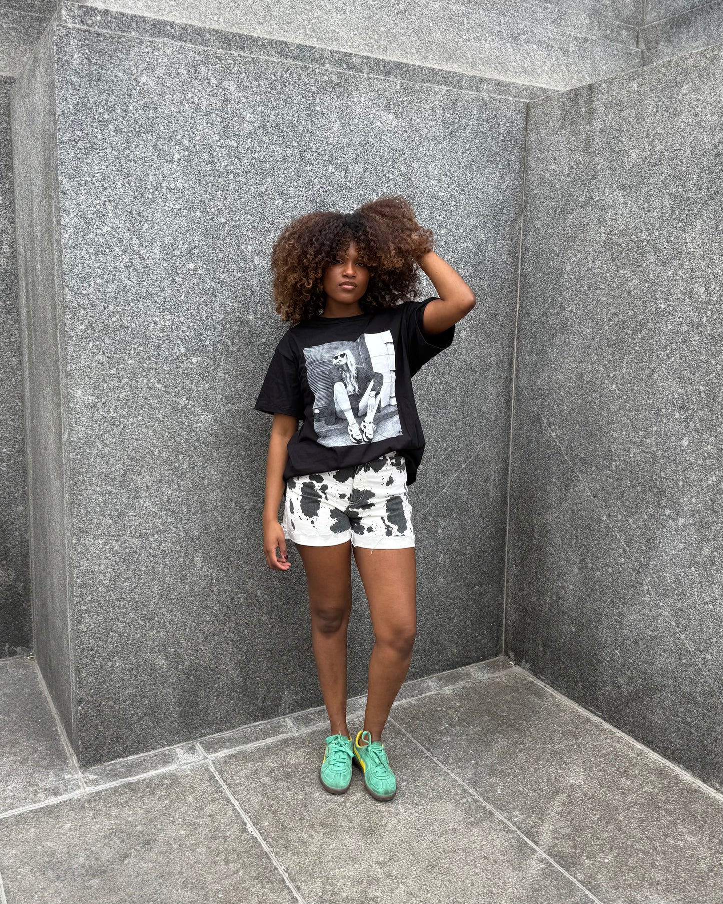 Short cow - negro