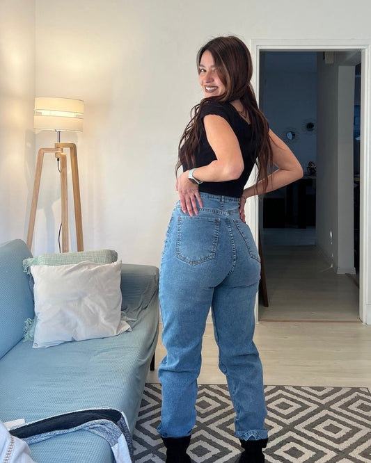 Jean mom