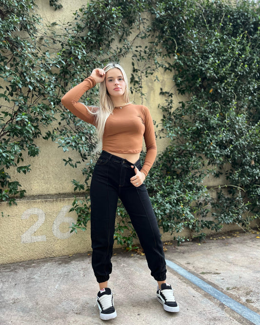 Jogger negro