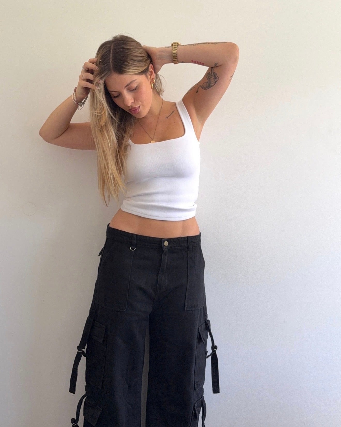 Cargo tiro bajo - negro