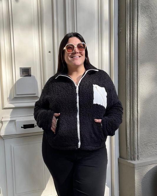 Campera peluche - negra